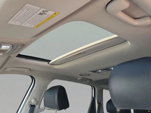 Used 2022 Kia Telluride EX w/ EX Premium Package image 37