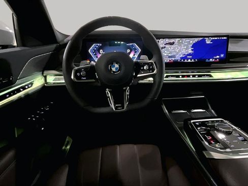 Used 2026 BMW 740i xDrive AWD/4WD image 5