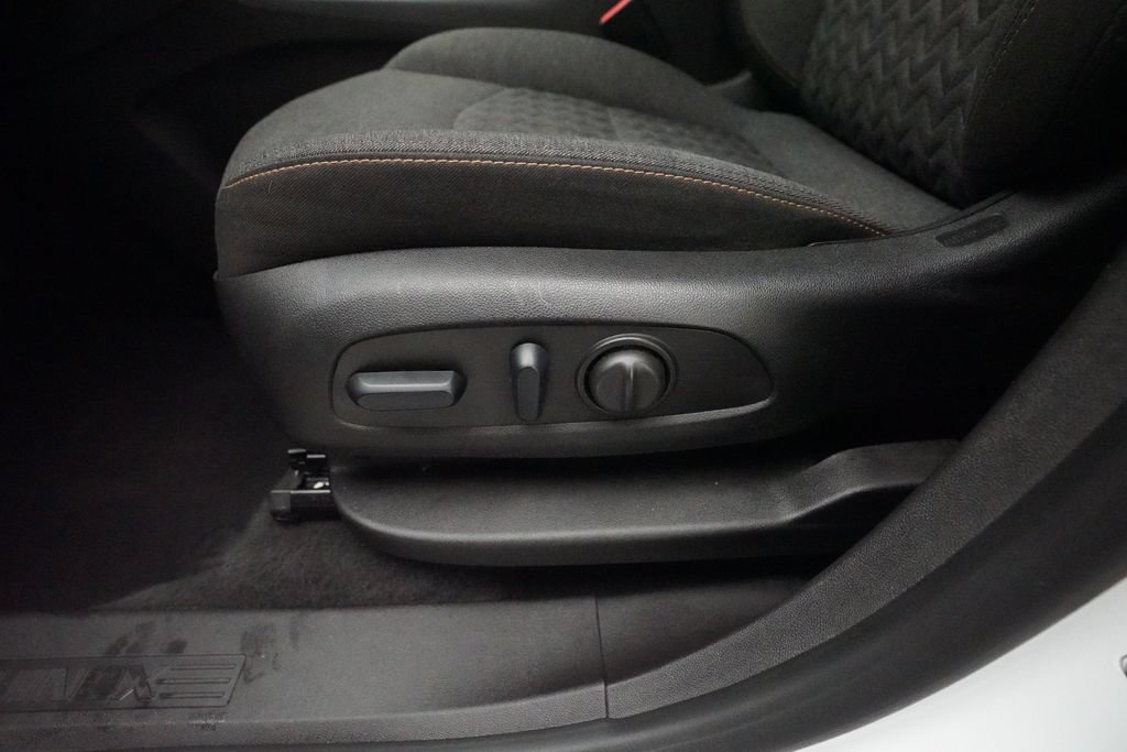 Used 2024 Chevrolet Equinox LT AWD/4WD image 28
