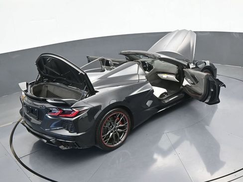 Used 2023 Chevrolet Corvette Stingray Premium Conv w/ Z51 Performance Package image 76