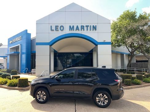 Used 2026 Chevrolet Equinox LT FWD image 1