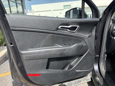 Used 2026 Kia Sportage LX FWD image 19
