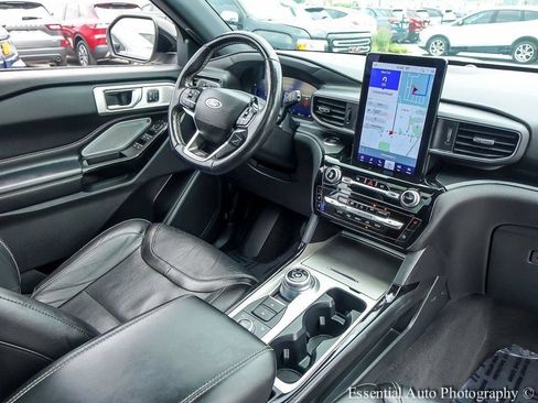 Used 2022 Ford Explorer ST w/ Equipment Group 401A AWD/4WD image 29
