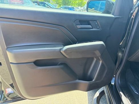 Used 2026 Chevrolet Colorado Trail Boss AWD/4WD image 17