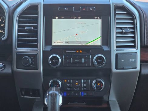 Used 2019 Ford F150 King Ranch w/ Equipment Group 601A Luxury AWD/4WD image 12