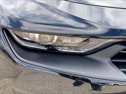 Used 2021 Chevrolet Camaro LT w/ RS Package image 30