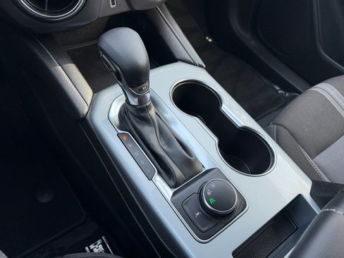 Used 2025 Chevrolet Blazer LT image 21