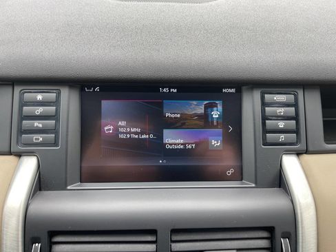 Used 2016 Land Rover Discovery Sport HSE image 27