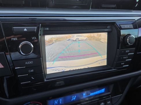 Used 2016 Toyota Corolla S image 21