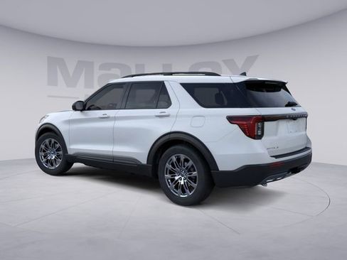 New 2026 Ford Explorer Active w/ Active Comfort Package image 28