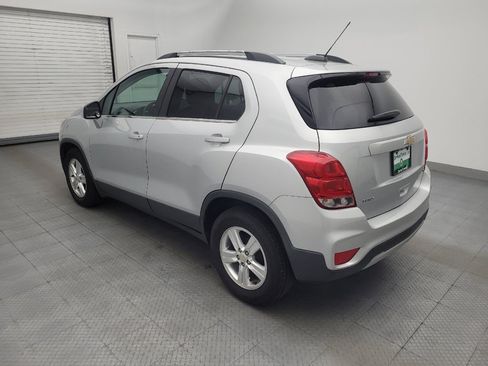 Used 2017 Chevrolet Trax LT FWD image 5