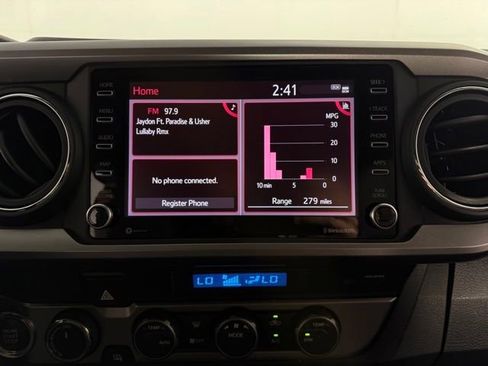 Used 2023 Toyota Tacoma SR5 w/ Technology Package image 21