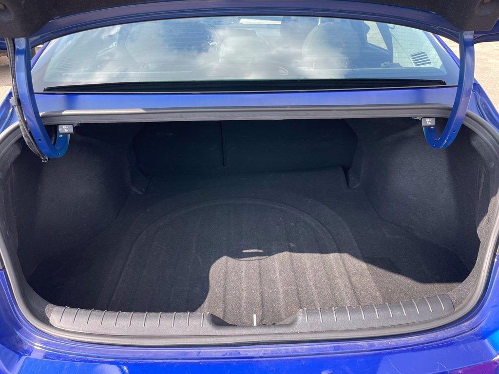 Used 2025 Hyundai Elantra SEL FWD image 30