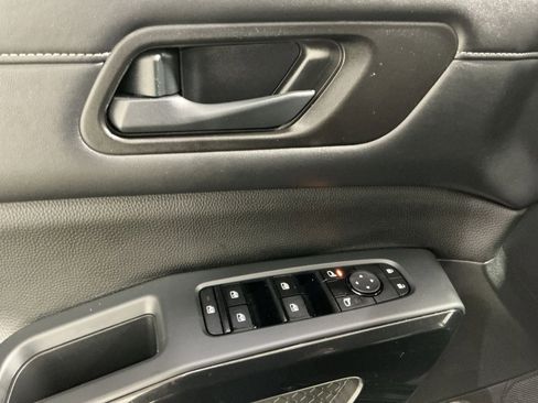 Used 2023 Nissan Pathfinder SV w/ Cargo Package image 23