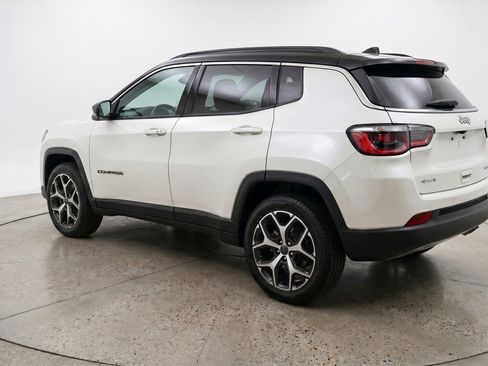 Used 2025 Jeep Compass Limited AWD/4WD image 6