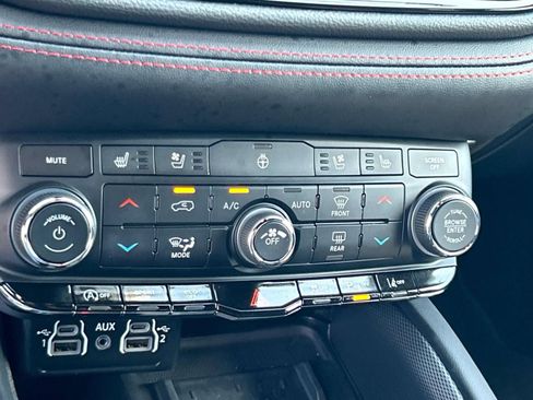 Used 2026 Dodge Durango GT AWD/4WD image 42