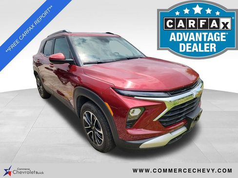 Used 2025 Chevrolet TrailBlazer LT AWD/4WD image 1