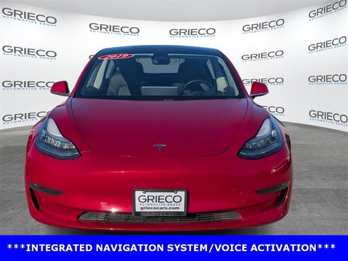 Used 2019 Tesla Model 3 Long Range image 2