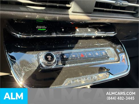 Used 2024 Lincoln Corsair Premiere image 17