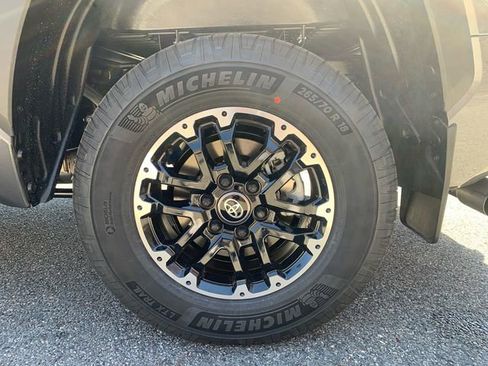 New 2026 Toyota Tundra SR5 image 8