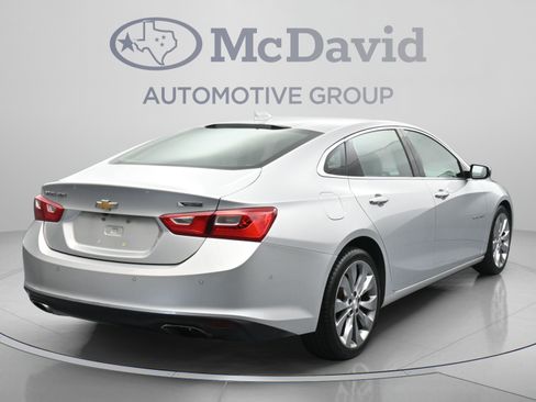 Used 2016 Chevrolet Malibu Premier w/ Driver Confidence Package II FWD image 8