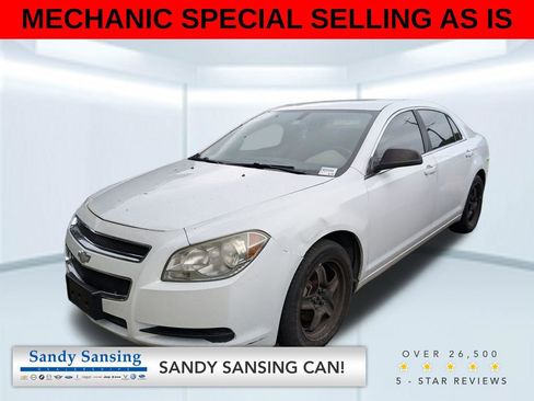 Used 2011 Chevrolet Malibu LS FWD image 1