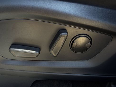 Certified 2025 Ford Explorer ST-Line RWD image 26