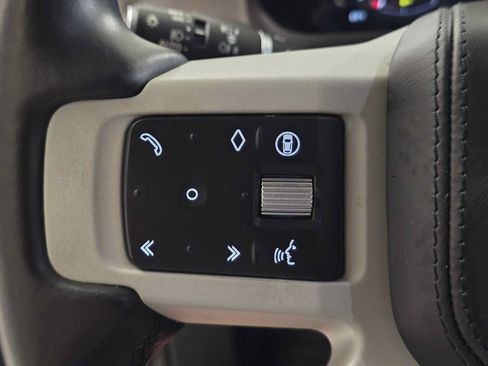 Used 2024 Land Rover Defender 110 S AWD/4WD image 33