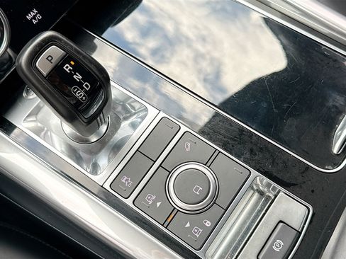 Used 2020 Land Rover Range Rover Sport HSE image 29