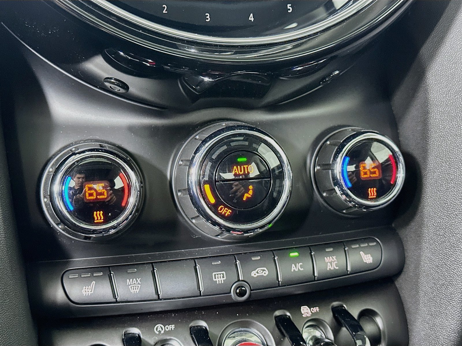 Certified 2023 MINI Cooper 2-Door Hardtop FWD image 27
