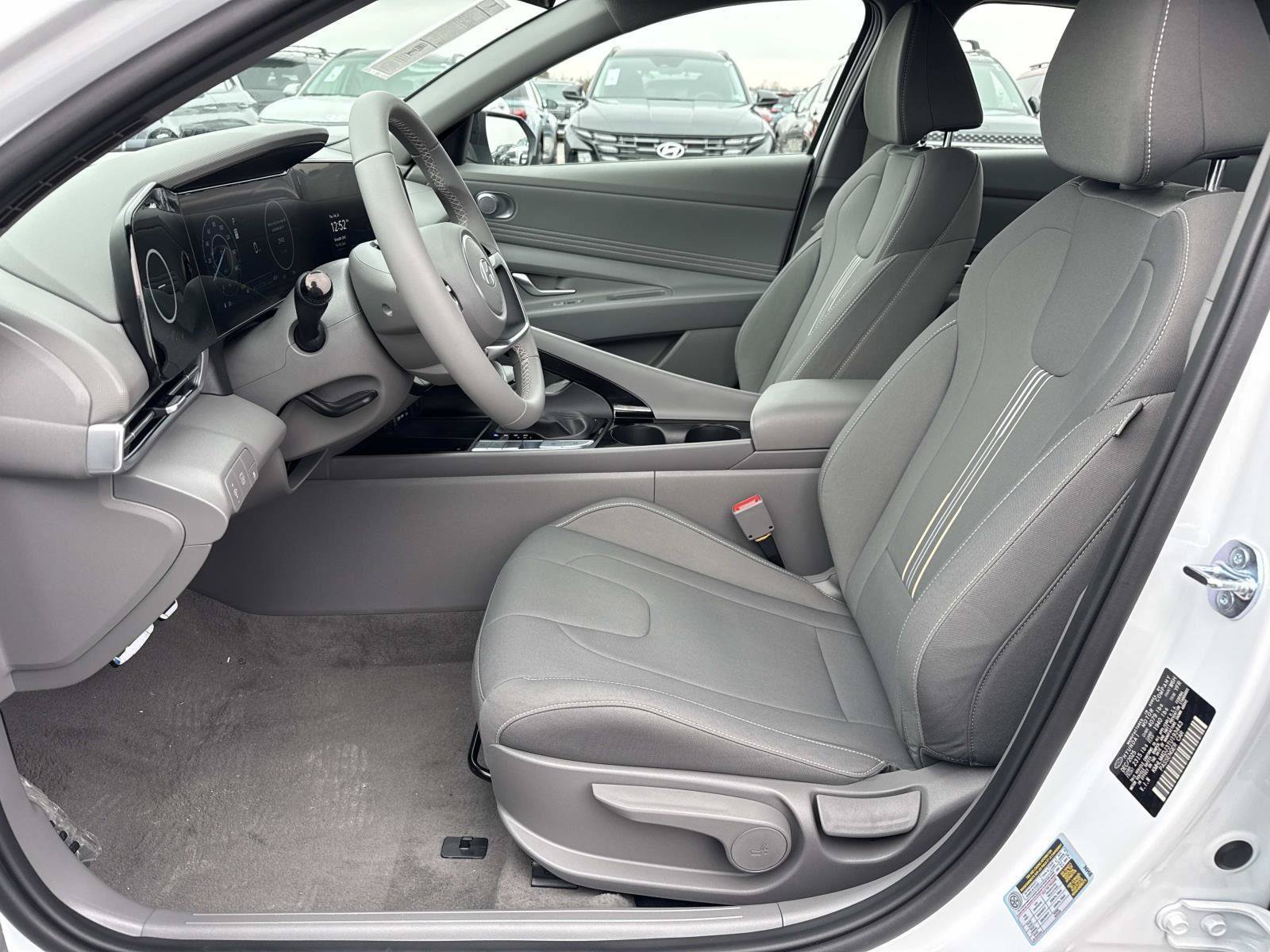 New 2026 Hyundai Elantra SEL FWD image 9