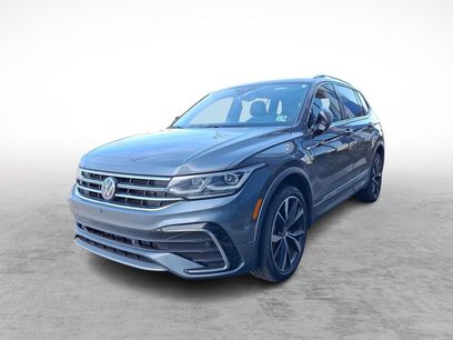 Used 2024 Volkswagen Tiguan SEL R-Line