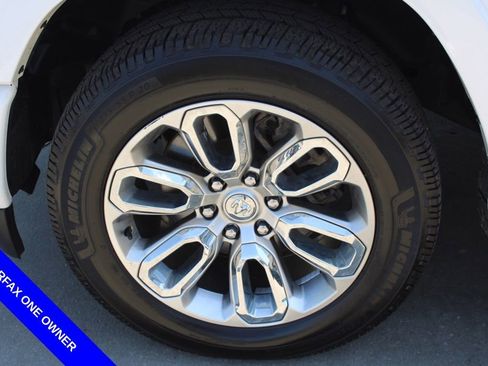Used 2022 RAM 1500 Laramie w/ Sport Appearance Package AWD/4WD image 12