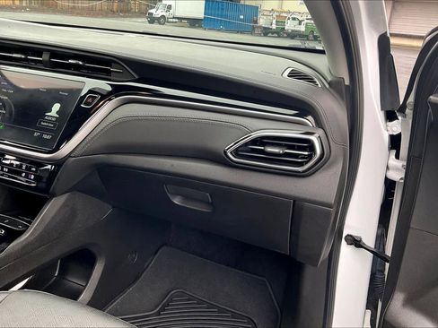 Used 2023 Chevrolet Bolt EUV LT w/ Convenience Package image 19