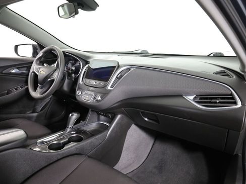 Used 2019 Chevrolet Malibu LT image 23