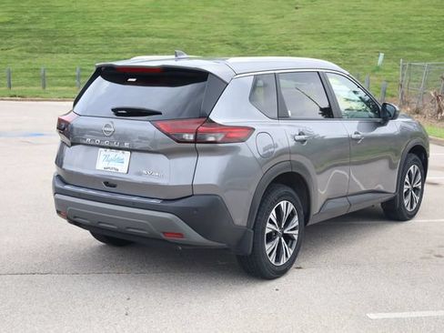 Used 2023 Nissan Rogue SV w/ SV Premium B Package AWD/4WD image 4