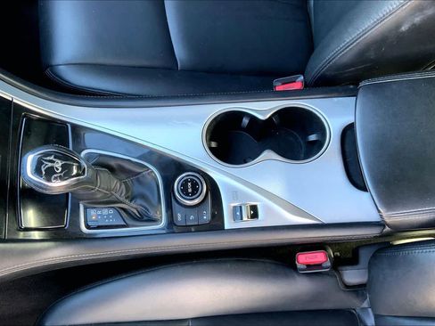 Used 2020 INFINITI Q50 Luxe image 15