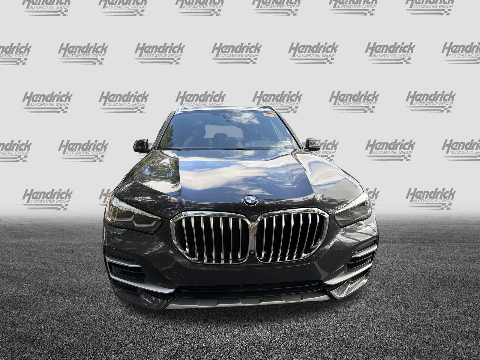 Used 2022 BMW X5 sDrive40i w/ Parking Assistance Package RWD image 3