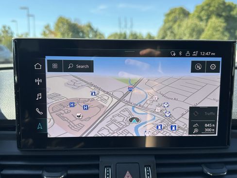 Used 2022 Audi SQ5 Premium Plus image 25