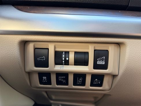 Used 2019 Subaru Outback 2.5i Limited image 26