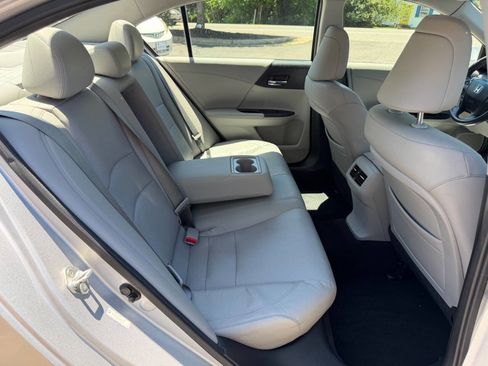 Used 2013 Honda Accord EX-L image 21