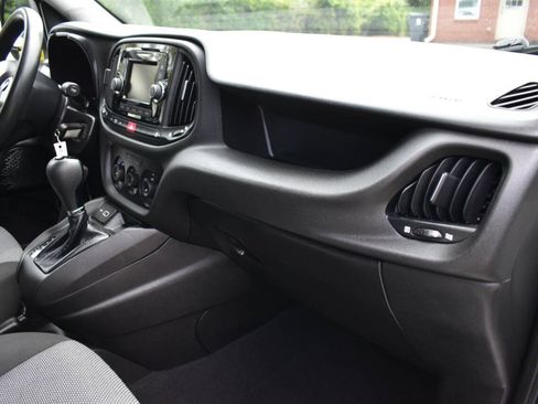 Used 2021 RAM ProMaster City Tradesman FWD image 20