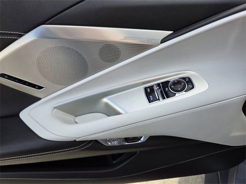 Used 2025 Chevrolet Corvette Stingray image 17