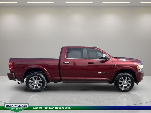 Used 2022 RAM 2500 Limited AWD/4WD image 2