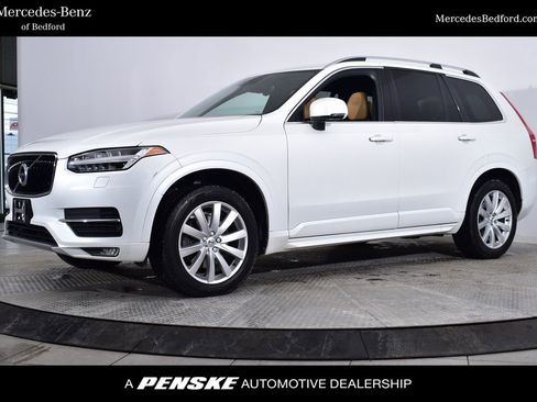 Used 2017 Volvo XC90 T6 Momentum w/ Vision Package image 1