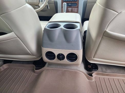 Used 2004 Ford F150 Lariat RWD image 25