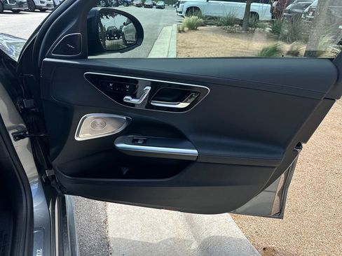 Used 2025 Mercedes-Benz C 300 Sedan image 34