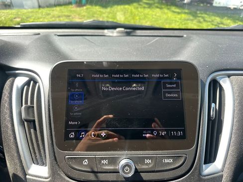 Used 2024 Chevrolet Malibu RS FWD image 14