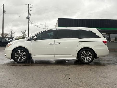 Used 2017 Honda Odyssey Touring Elite image 8