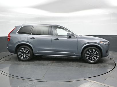 Used 2022 Volvo XC90 T6 Momentum w/ Climate Package